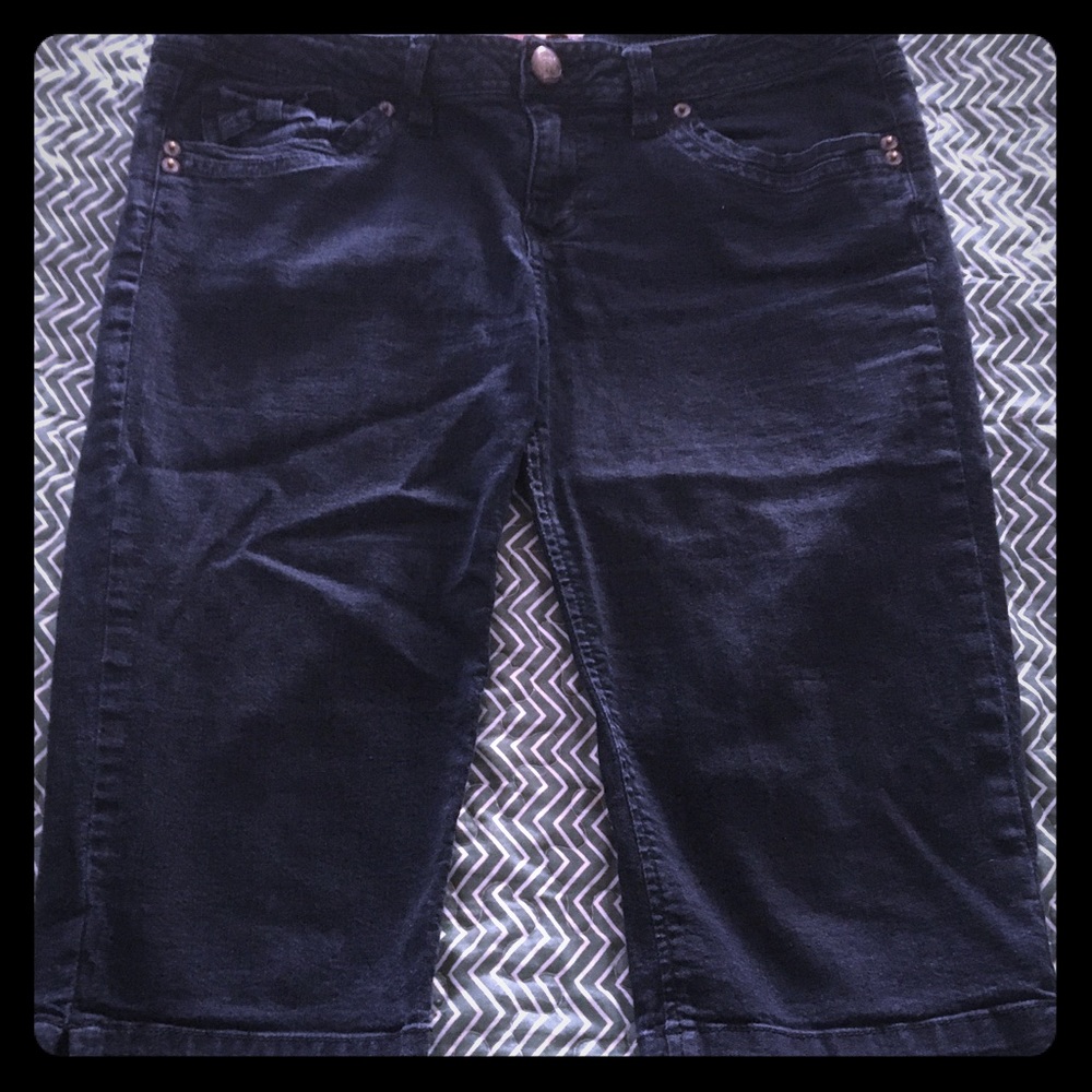Capris Juniors